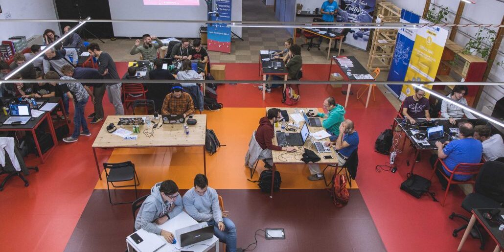 impact-hub-trento-OpenSpace-1030×687 impact-hub-trento-sede-Trentino-Green-Network